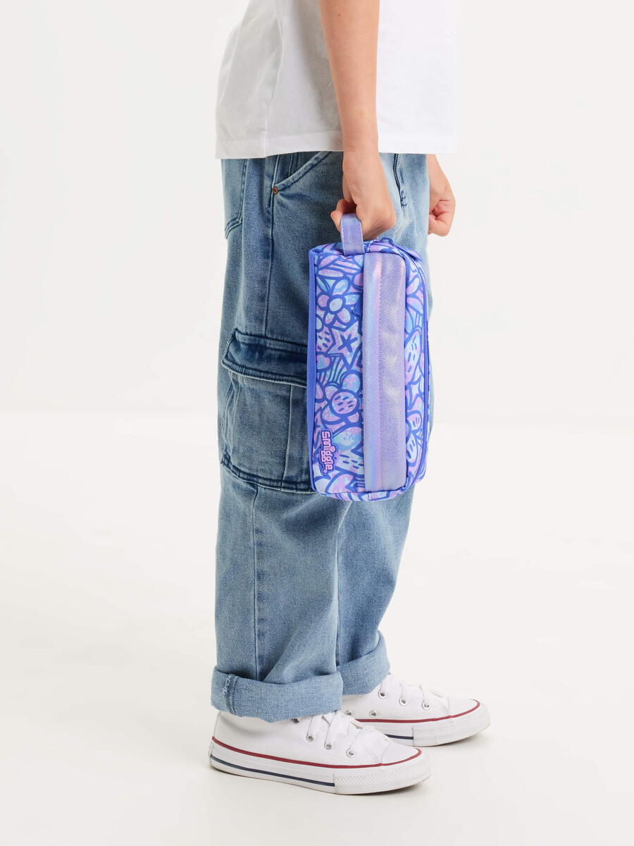 estuche para lápices surreal essentials
