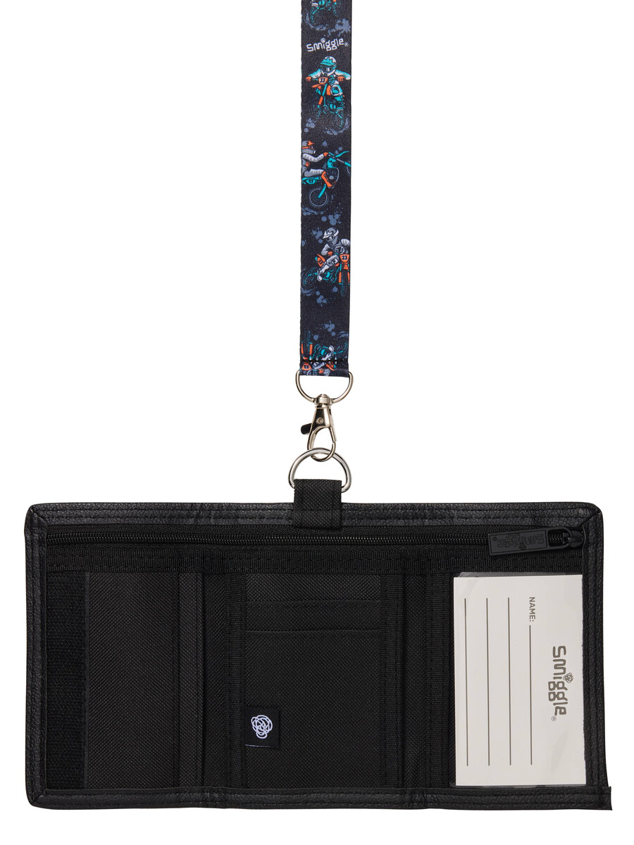 cartera aventurera con cordón