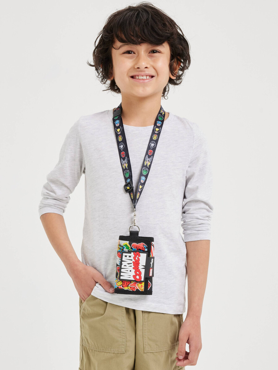 cartera con cordón de personajes de marvel